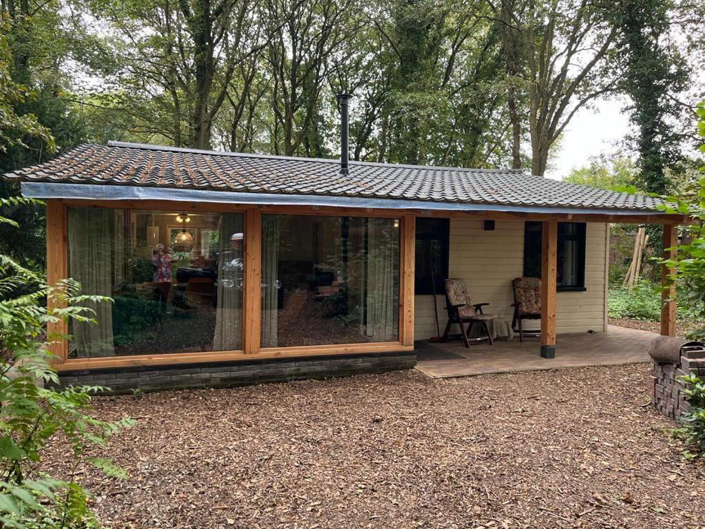 Huisje In Het Bos Зюдларен Экстерьер фото